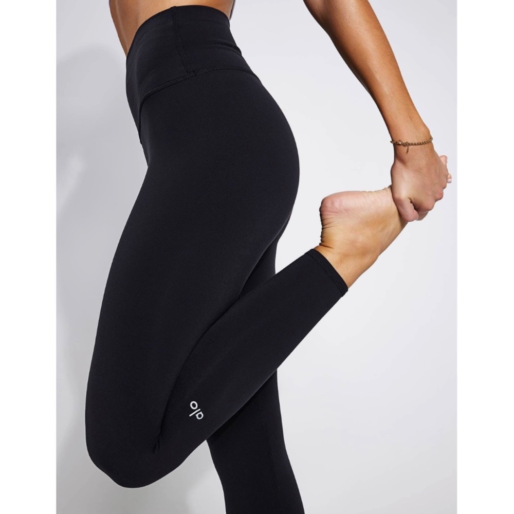 ALO Yoga High-Waist AirbrushLegging Black Medium 7/8